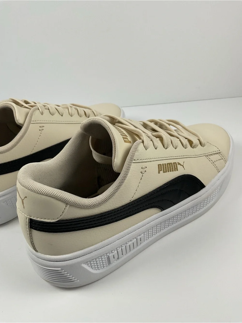 Puma Smash Platform V3 Women Sneakers Cream Black Size 8 Casual Shoes - Picture 6 of 10